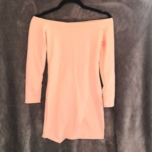 OFF THE SHOULDER . PINK DRESS